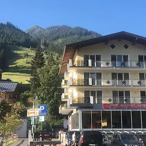 hotel-herzblut.saalbachhinterglemmhotels.com/