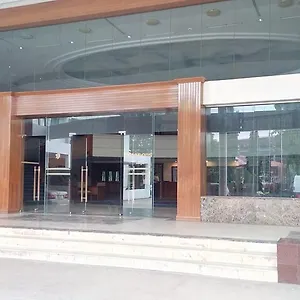 Seasons Of International Airport Мьянма
