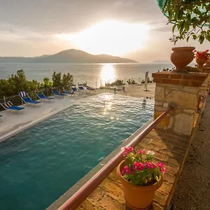 https://hotel-san-saena.albaniahotels.org